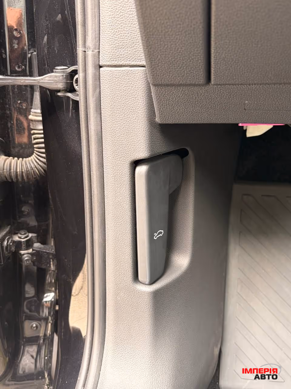 Volkswagen Tiguan - фото 18