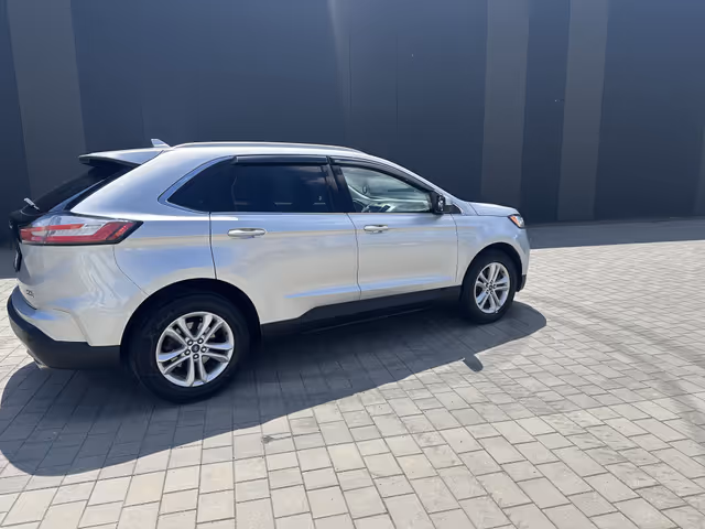 Ford Edge - фото 2