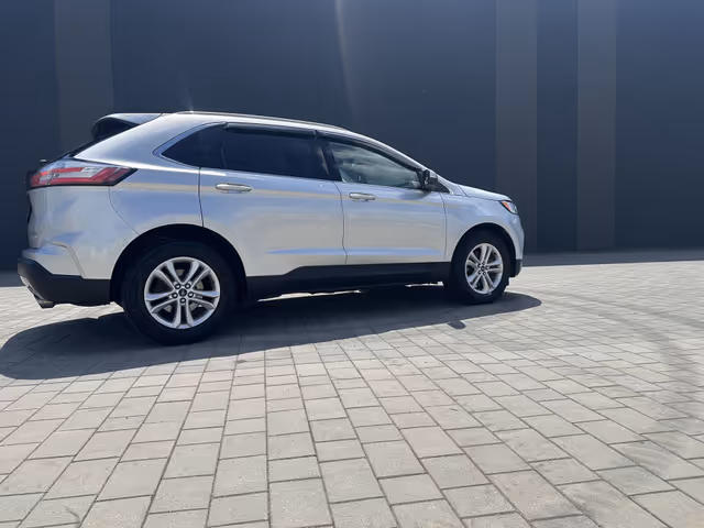 Ford Edge - фото 4