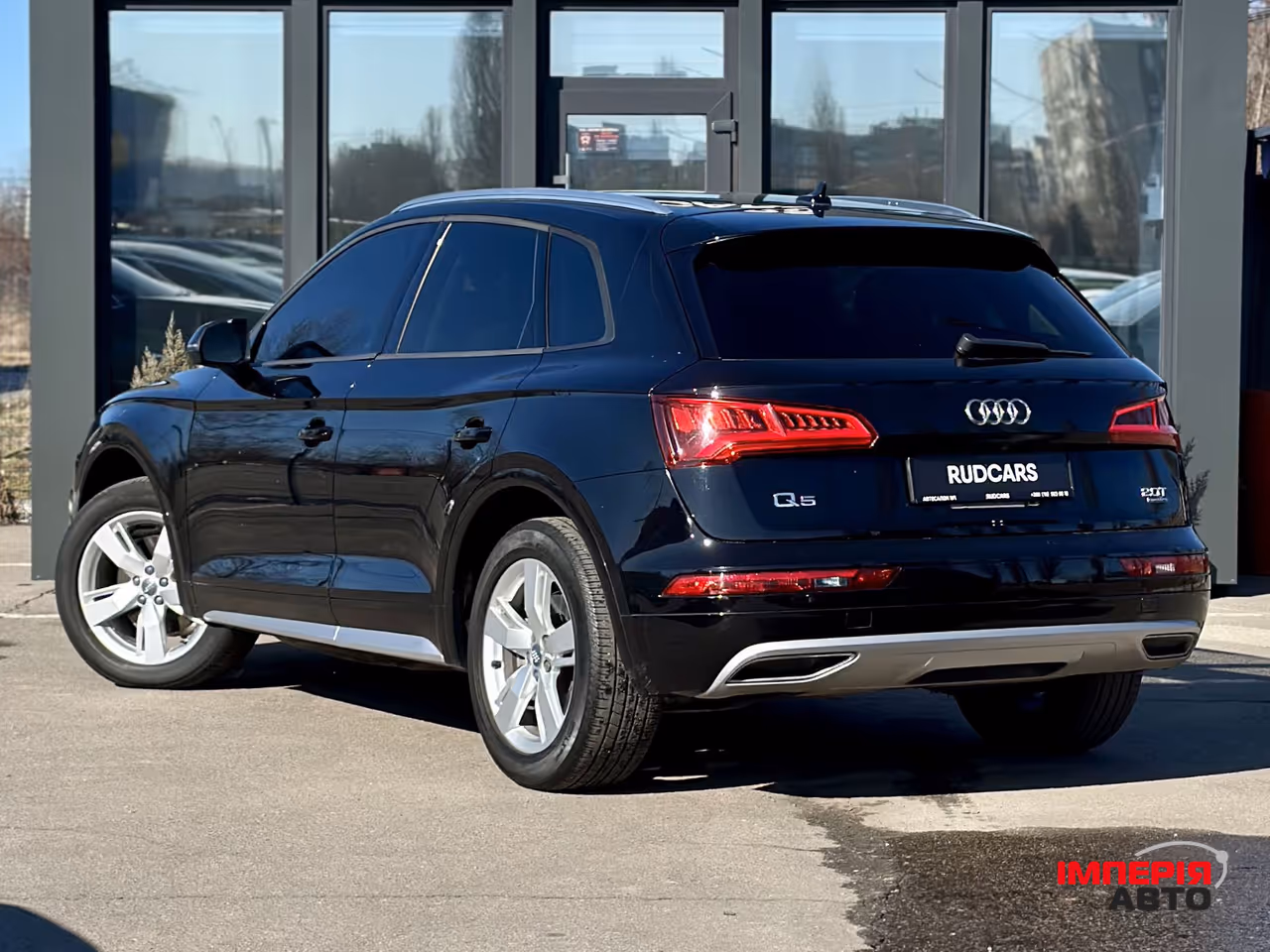 Audi Q5 - фото 4