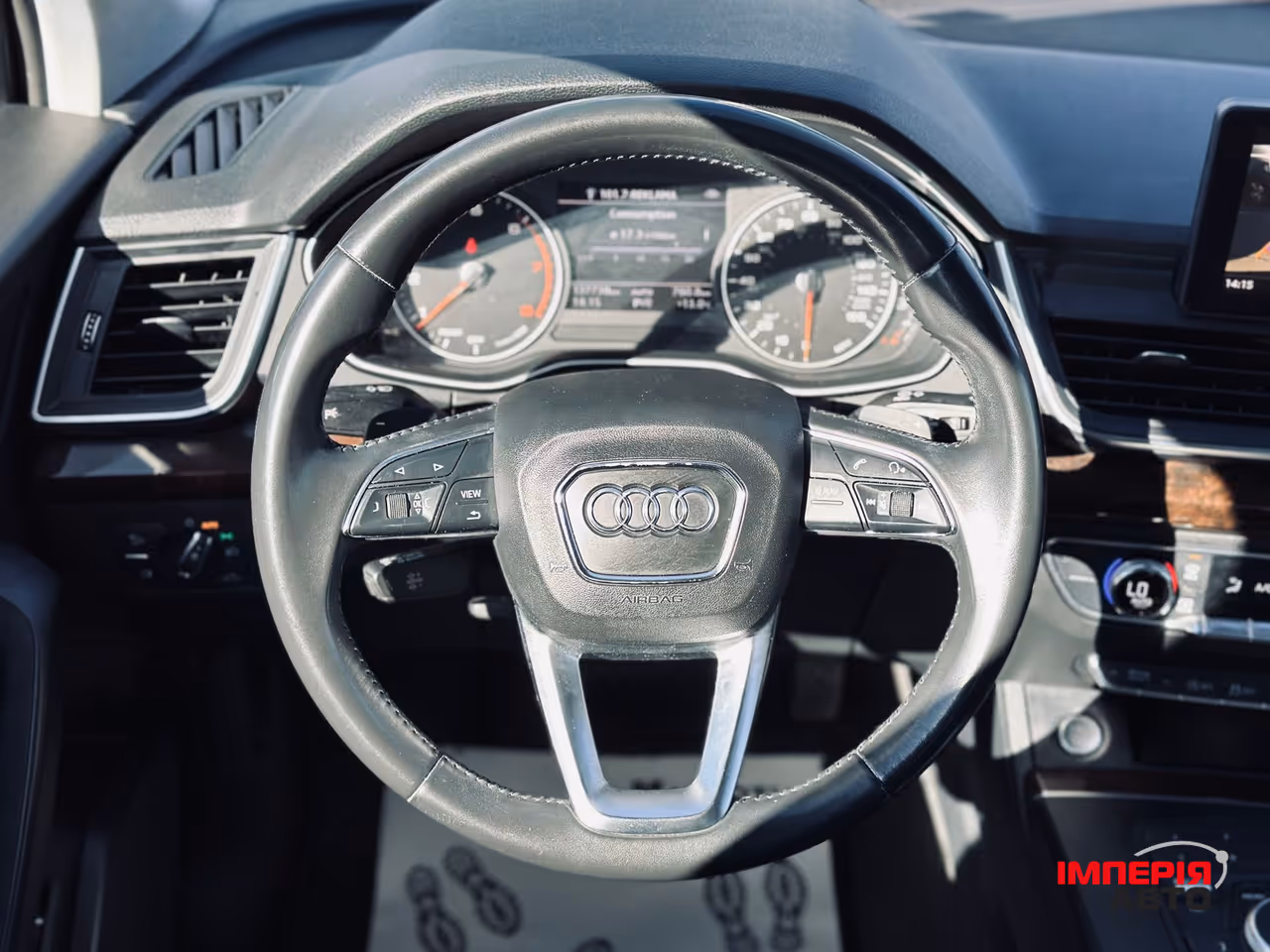 Audi Q5 - фото 34