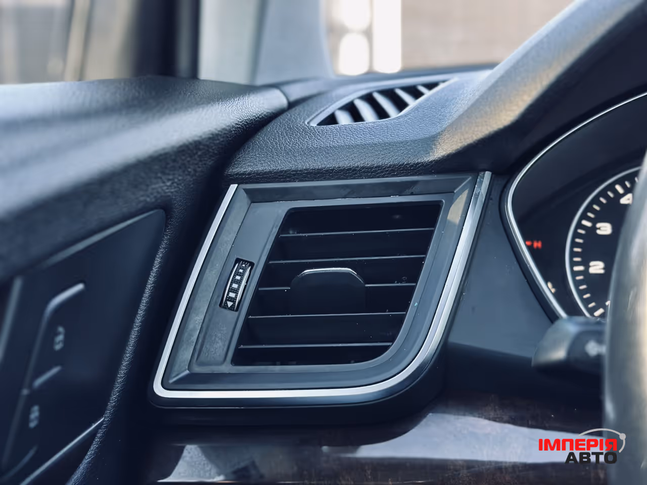 Audi Q5 - фото 48