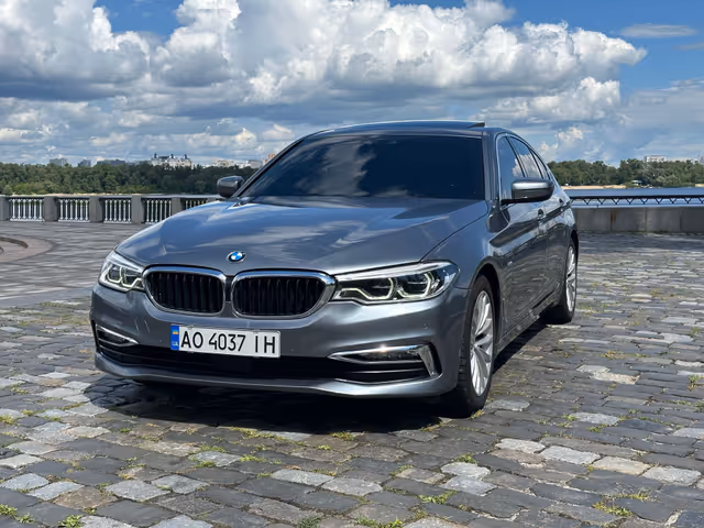 BMW 5 серії - фото 2