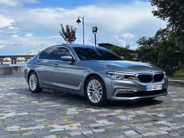 BMW 5 серії - фото 1