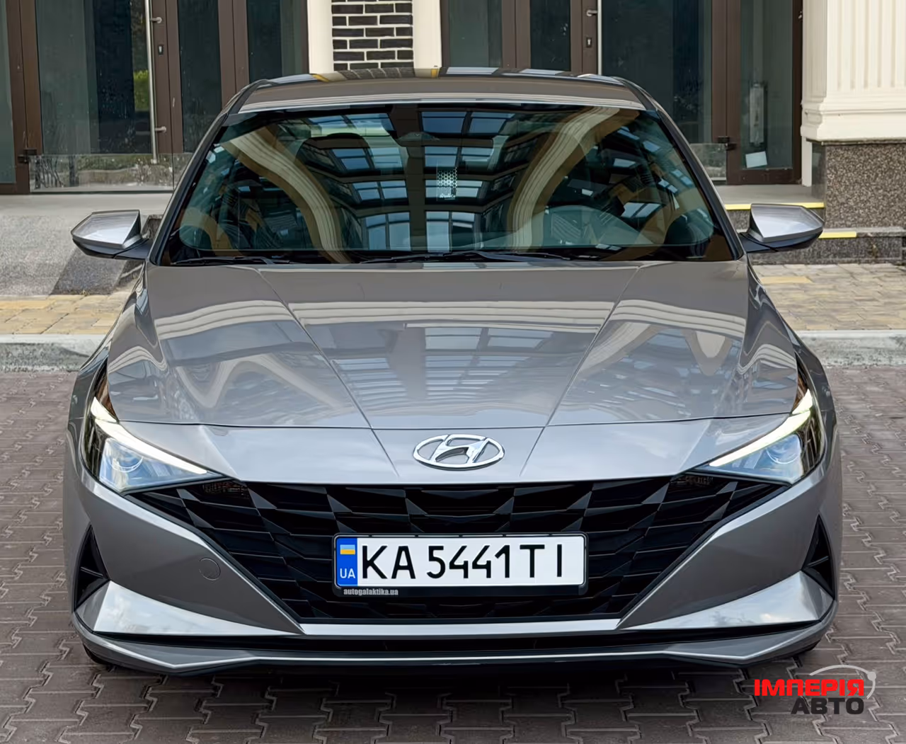 Hyundai Elantra - фото 5