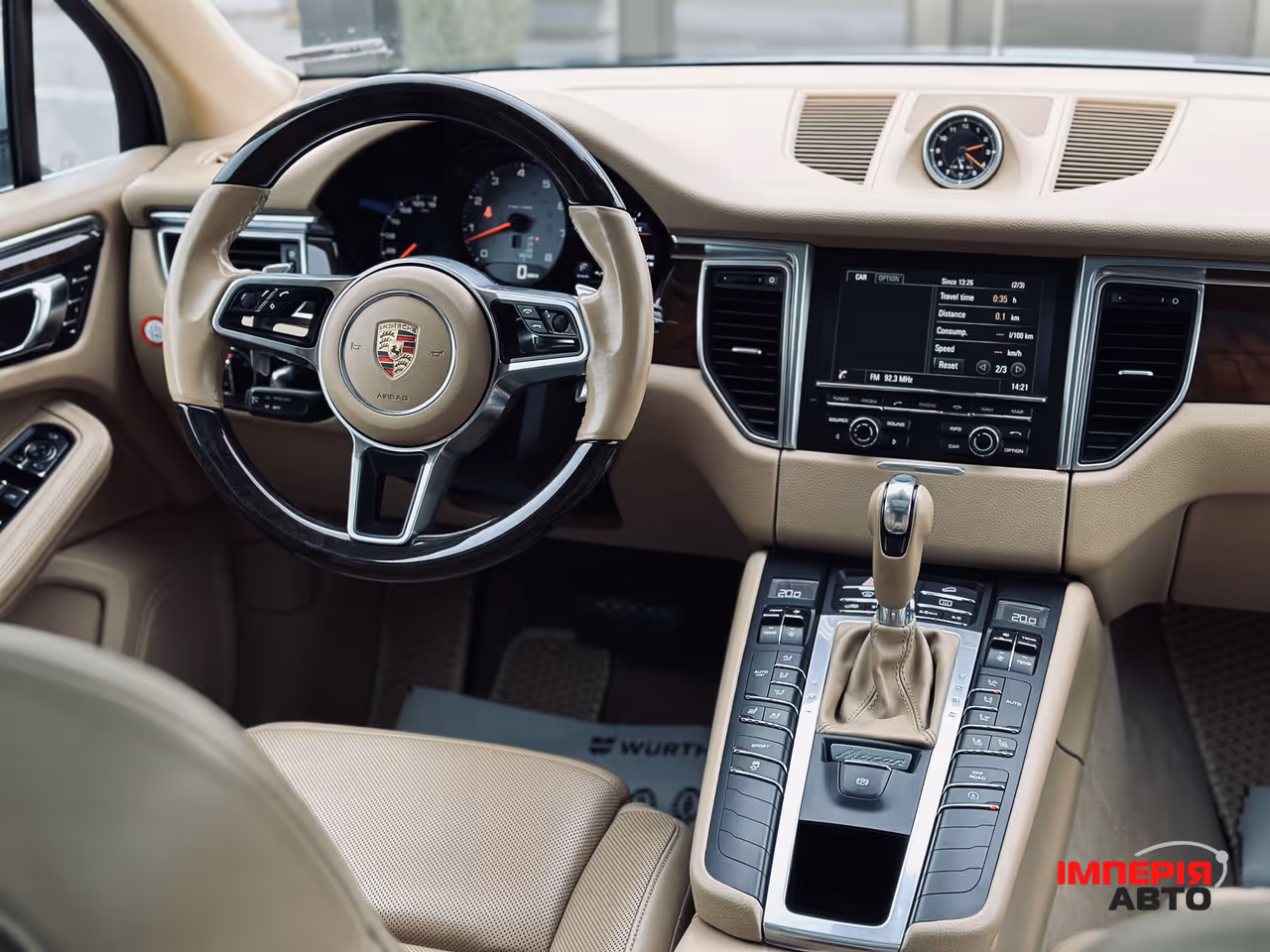 Porsche Macan - фото 43