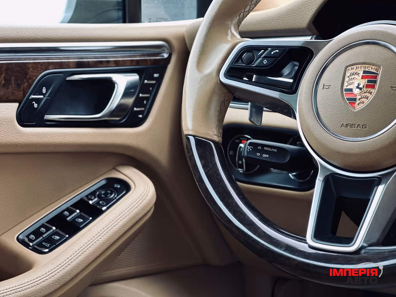 Porsche Macan - фото 64