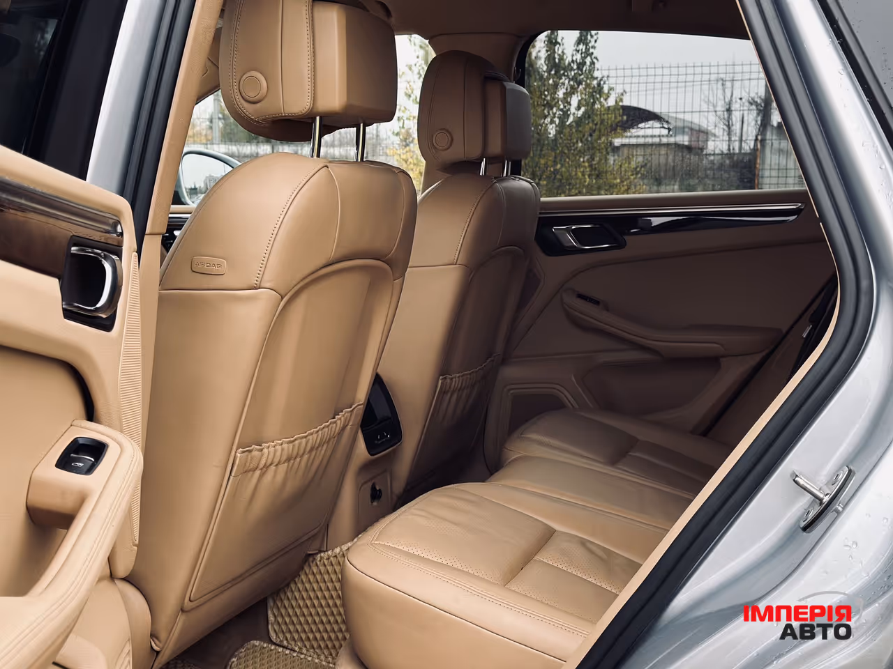 Porsche Macan - фото 30