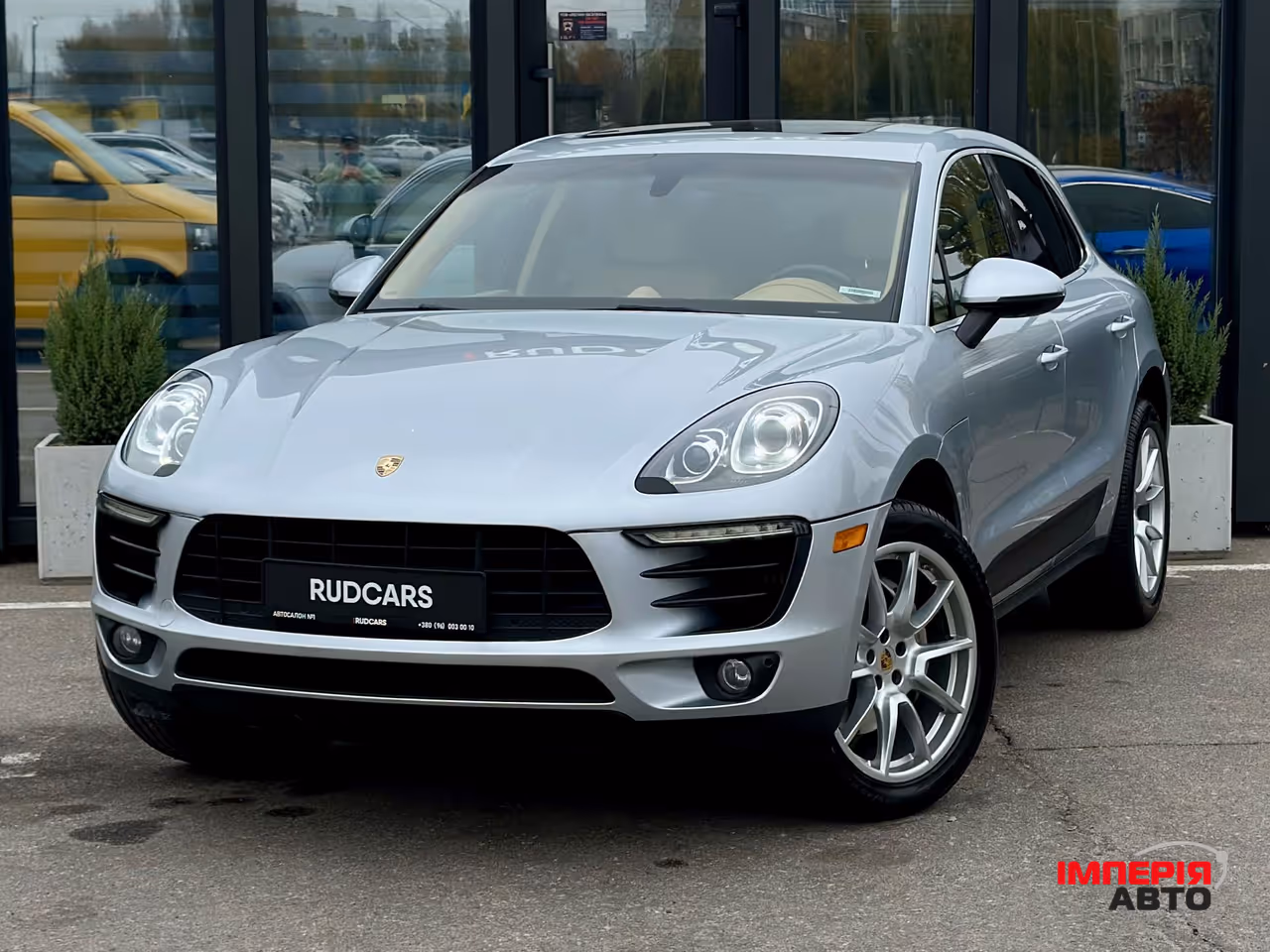 Porsche Macan - фото 1