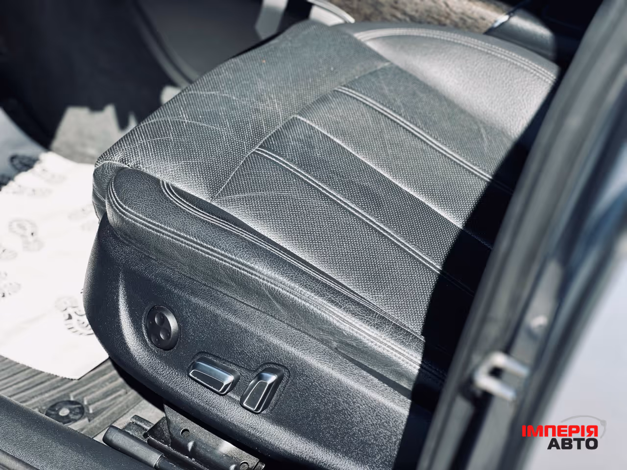 Audi A6 - фото 24