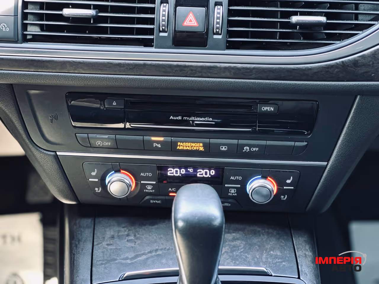 Audi A6 - фото 31