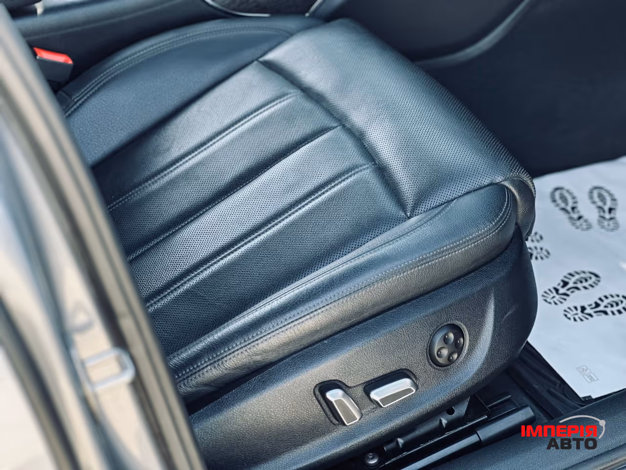 Audi A6 - фото 9