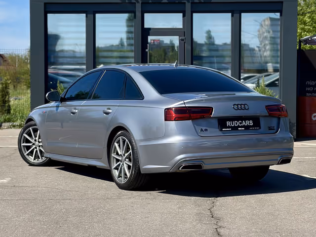 Audi A6 - фото 4