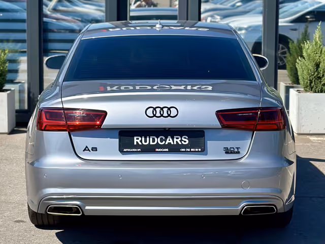 Audi A6 - фото 5