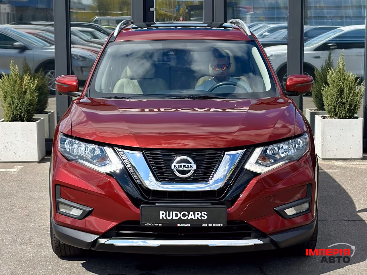 Nissan Rogue - фото 2