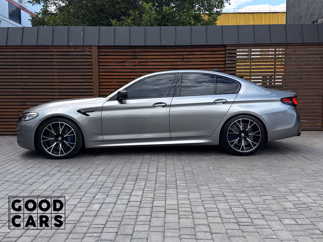 BMW M5 - фото 4