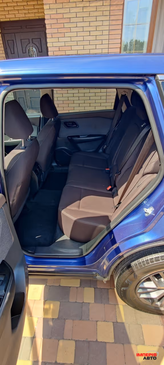Nissan Rogue - фото 14