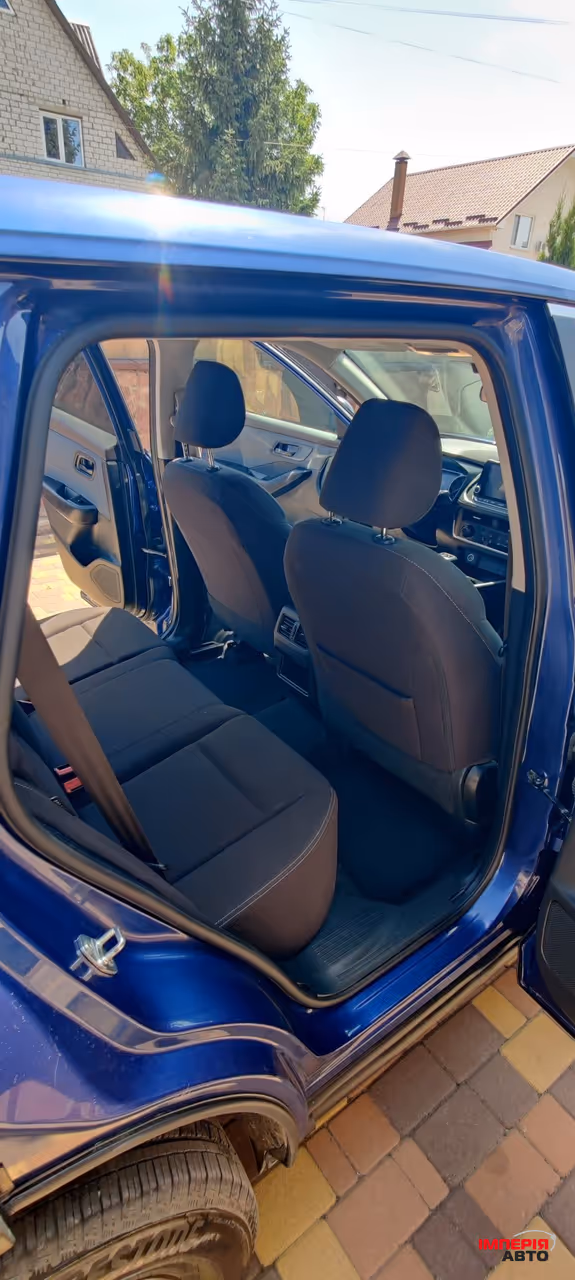 Nissan Rogue - фото 17