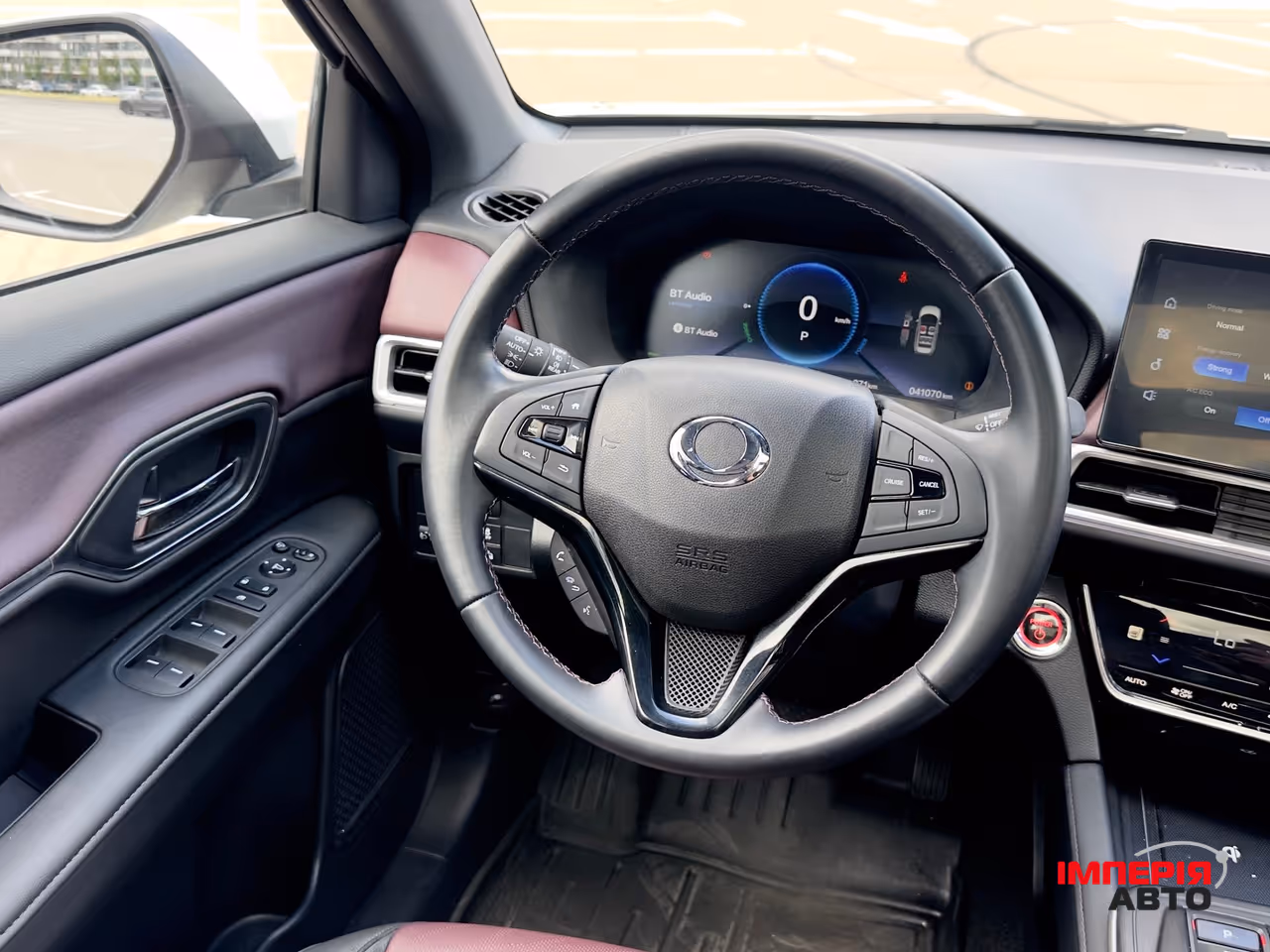 Honda M-NV - фото 62