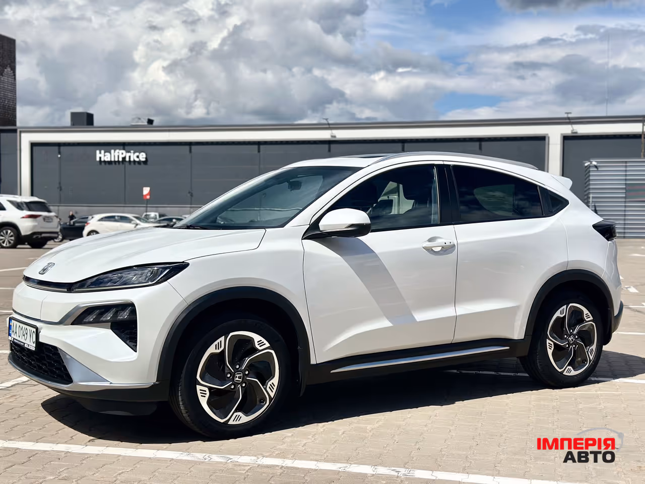 Honda M-NV - фото 18