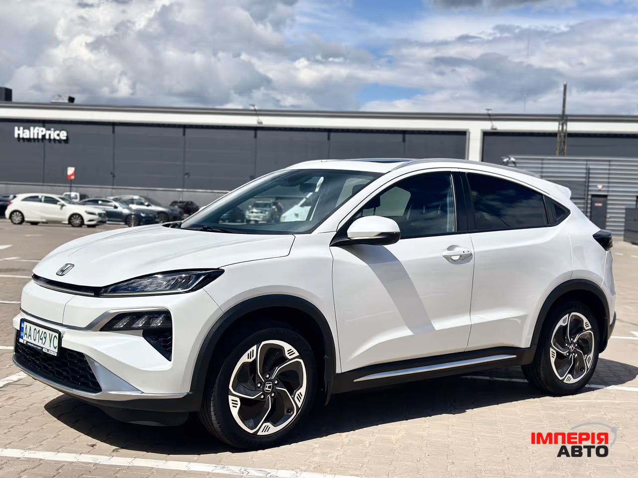 Honda M-NV - фото 19