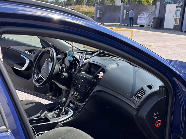 Opel Insignia - зображення 5