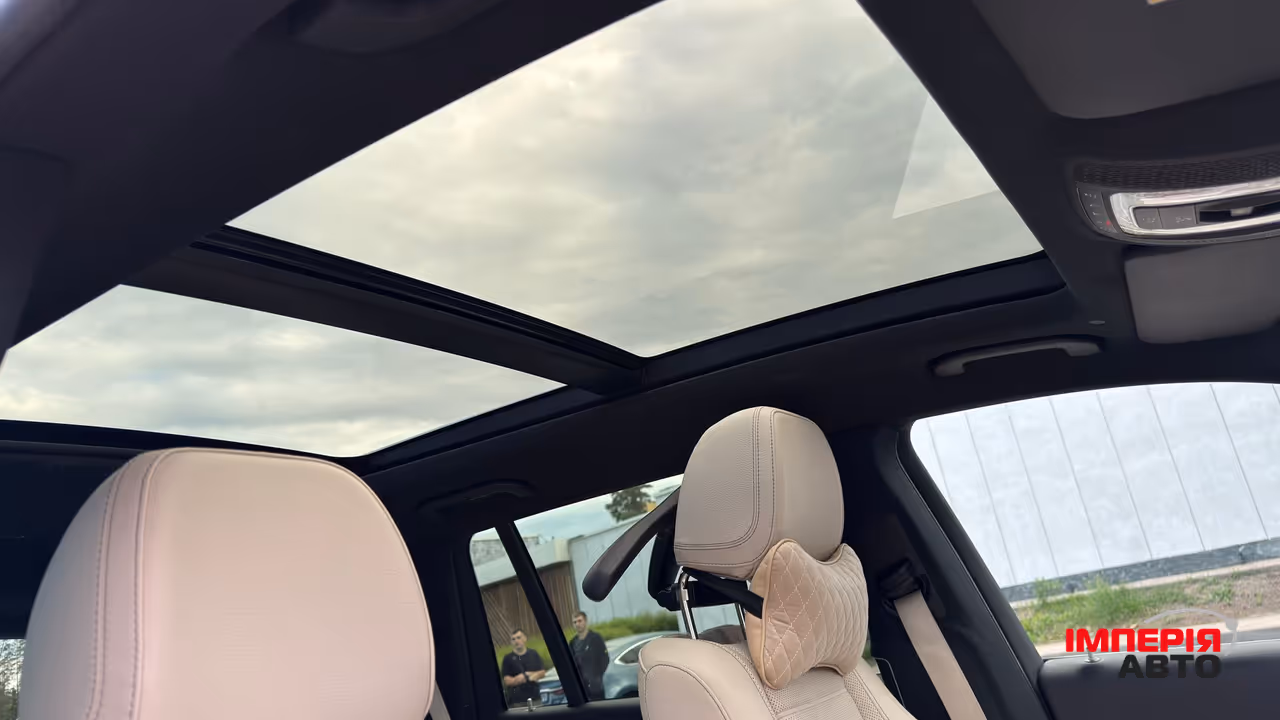 Mercedes-Benz GLS - фото 9