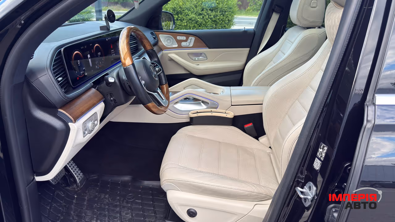 Mercedes-Benz GLS - фото 33