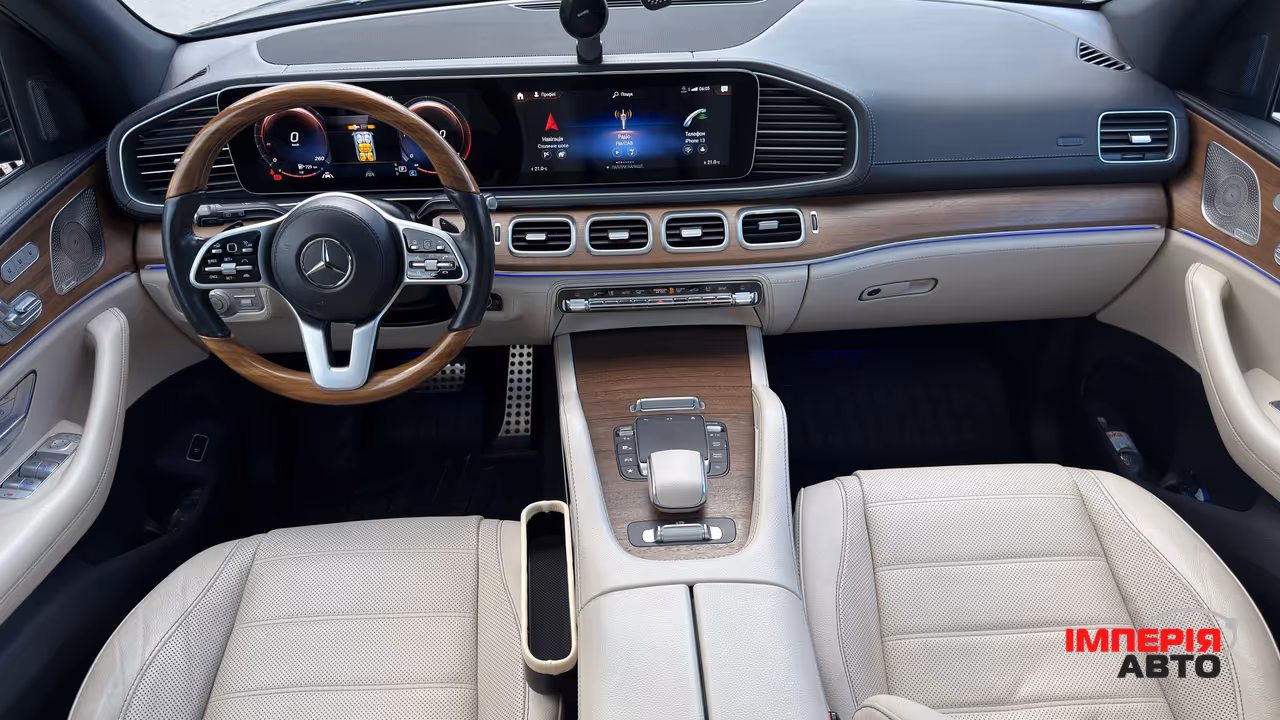 Mercedes-Benz GLS - фото 27