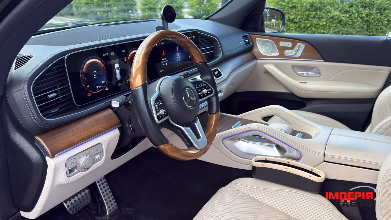 Mercedes-Benz GLS - фото 34