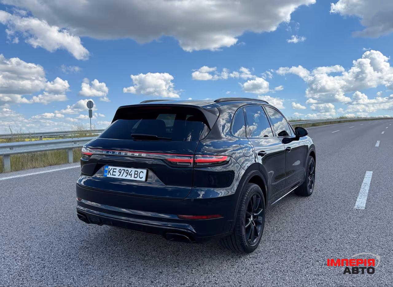 Porsche Cayenne - фото 8
