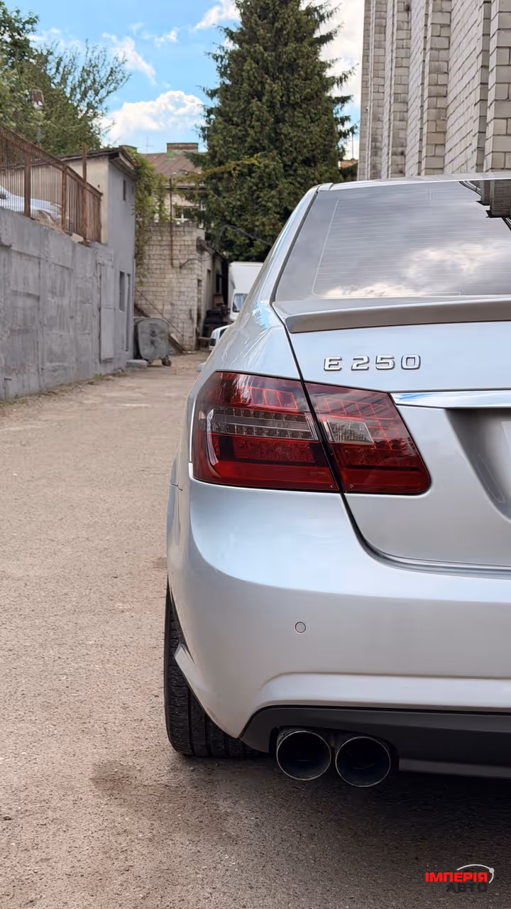 Mercedes-Benz E-Класс - фото 8