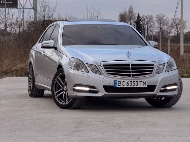 Mercedes-Benz E-Класс - зображення 4