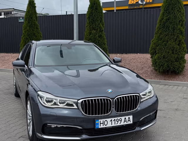 BMW 7 серії - фото 1