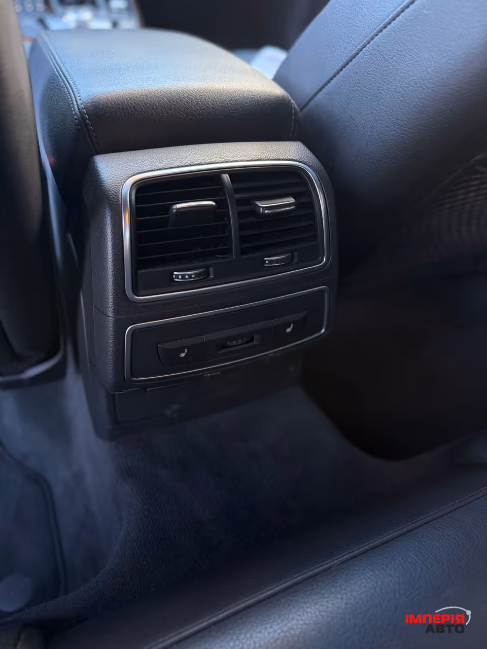 Audi A6 - фото 15