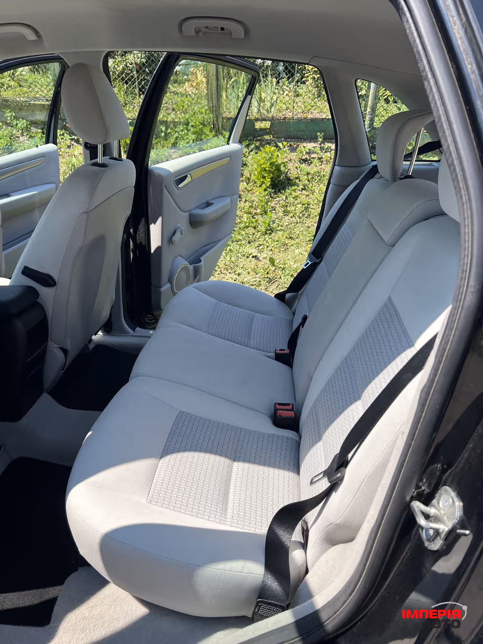 Mercedes-Benz B-Класс - фото 19
