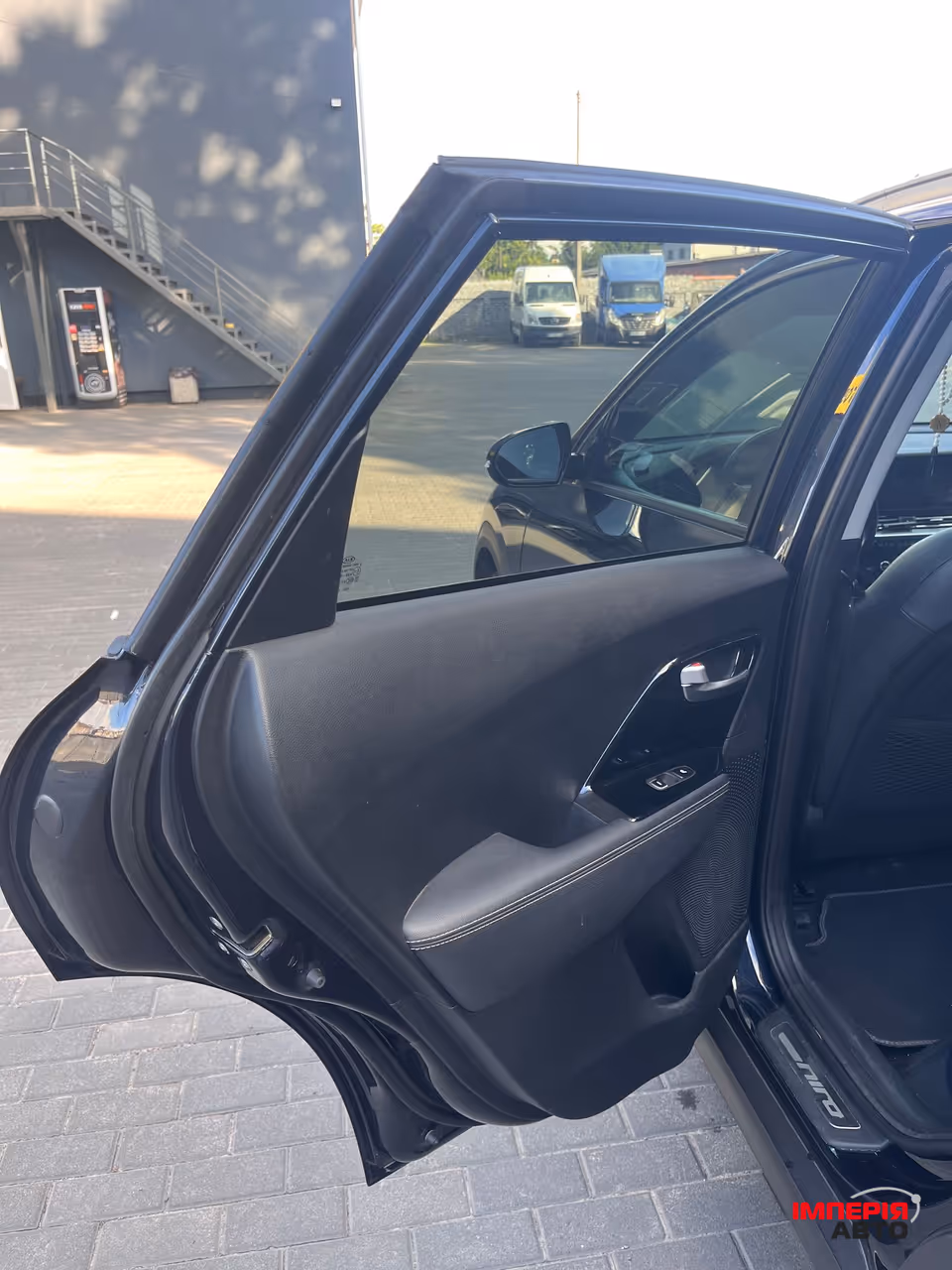 Kia Niro - фото 12