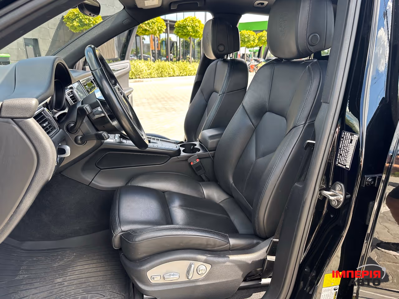 Porsche Macan - фото 15