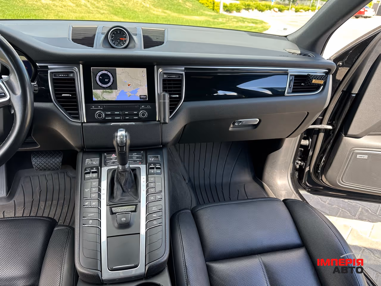 Porsche Macan - фото 37