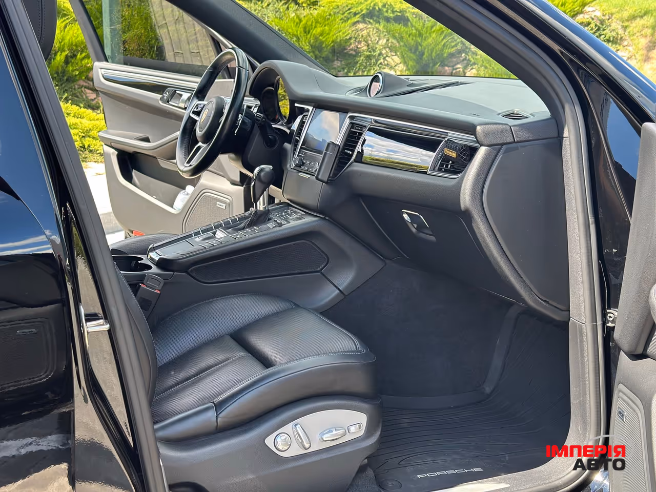 Porsche Macan - фото 25