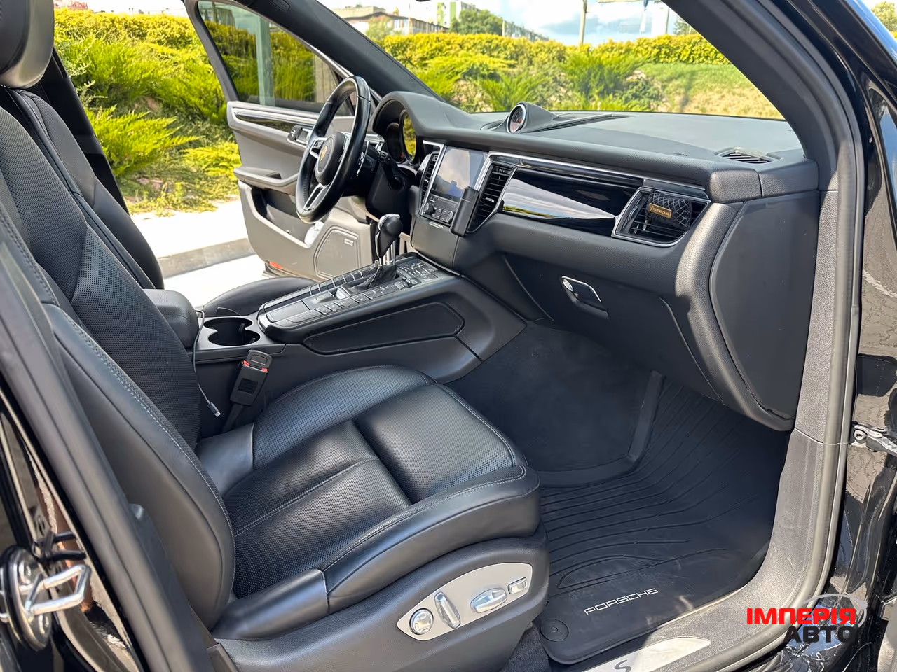Porsche Macan - фото 29
