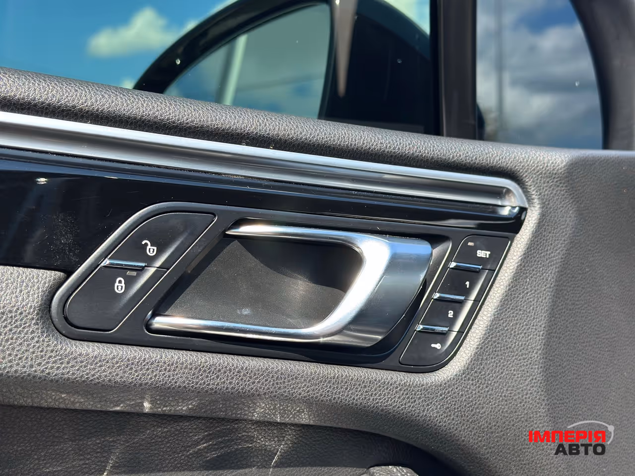 Porsche Macan - фото 18