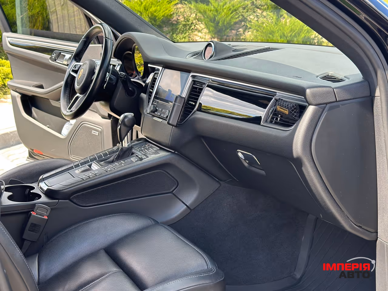 Porsche Macan - фото 26