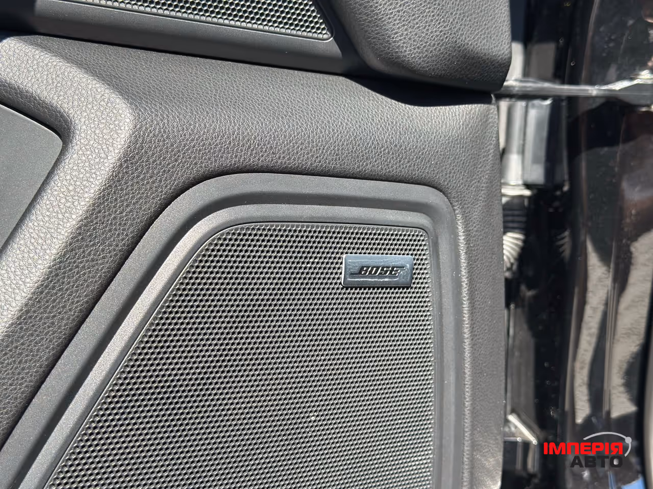 Porsche Macan - фото 17