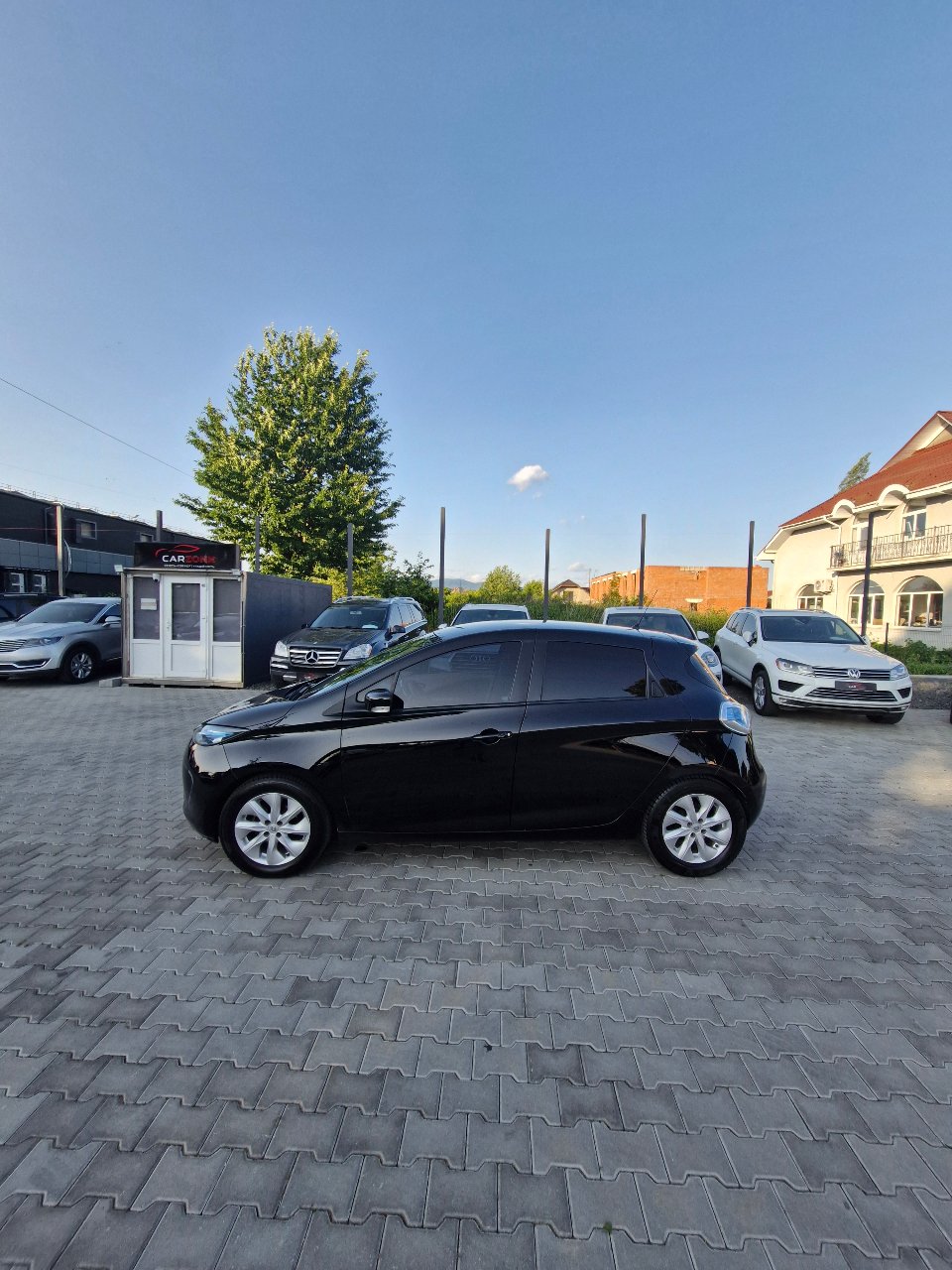 Renault ZOE - фото 3