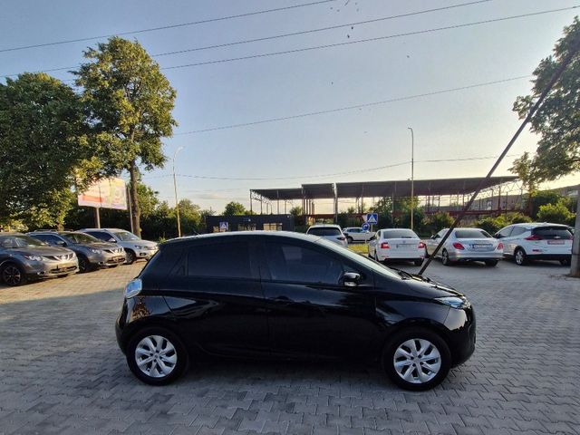 Renault ZOE - фото 4