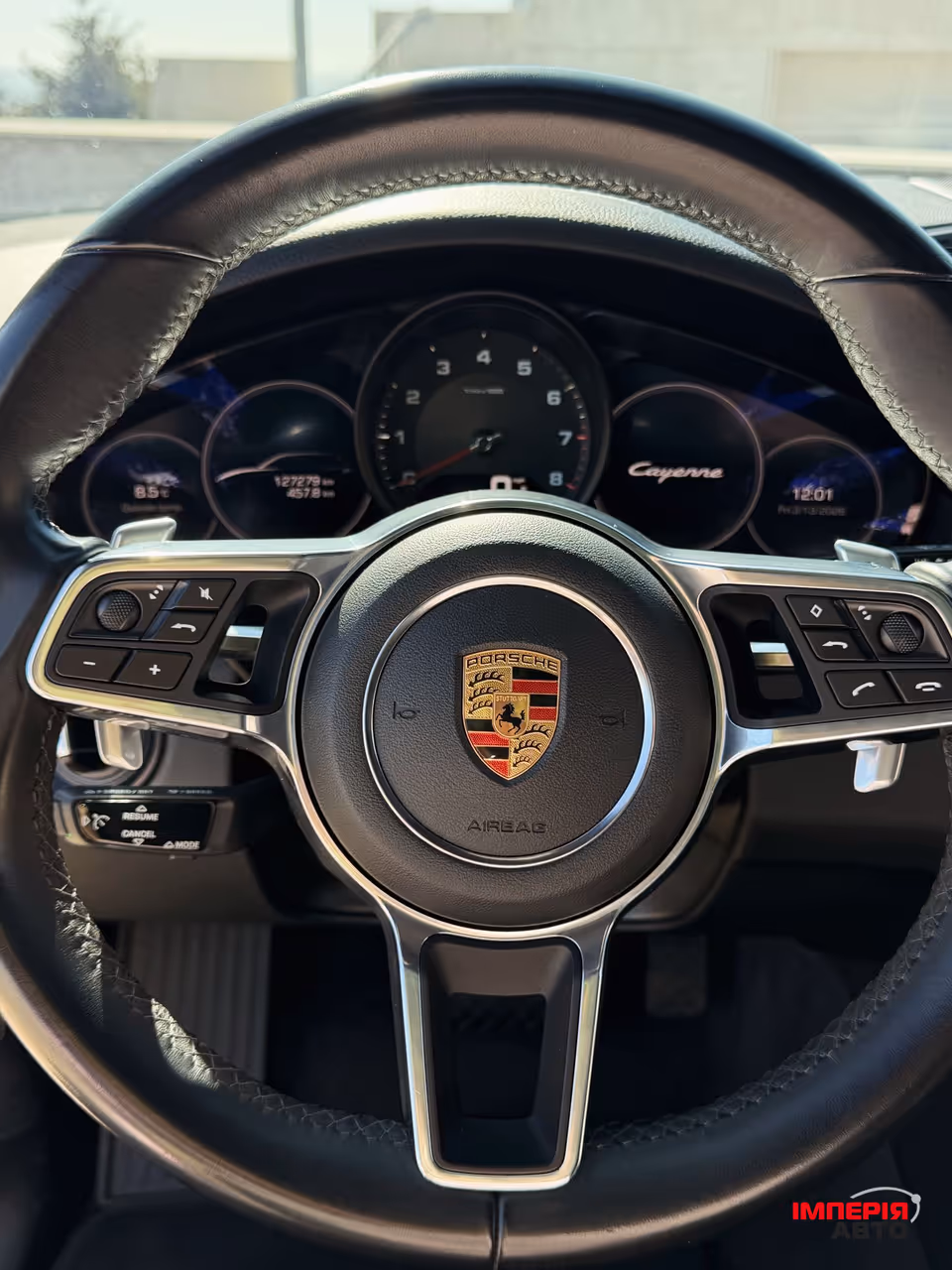 Porsche Cayenne - фото 17