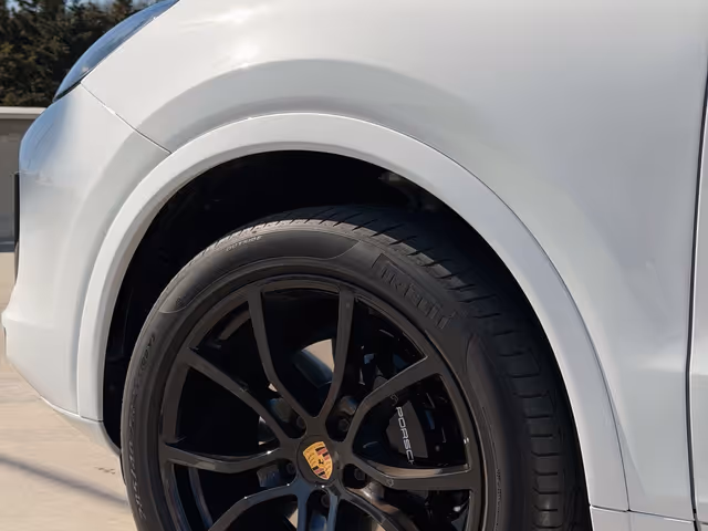 Porsche Cayenne - фото 4