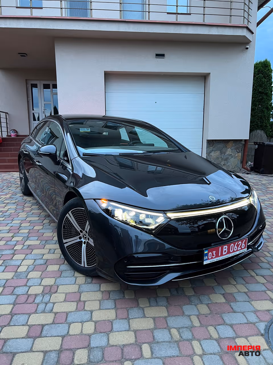 Mercedes-Benz EQS - фото 1