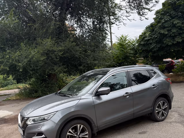 Nissan Qashqai - фото 2
